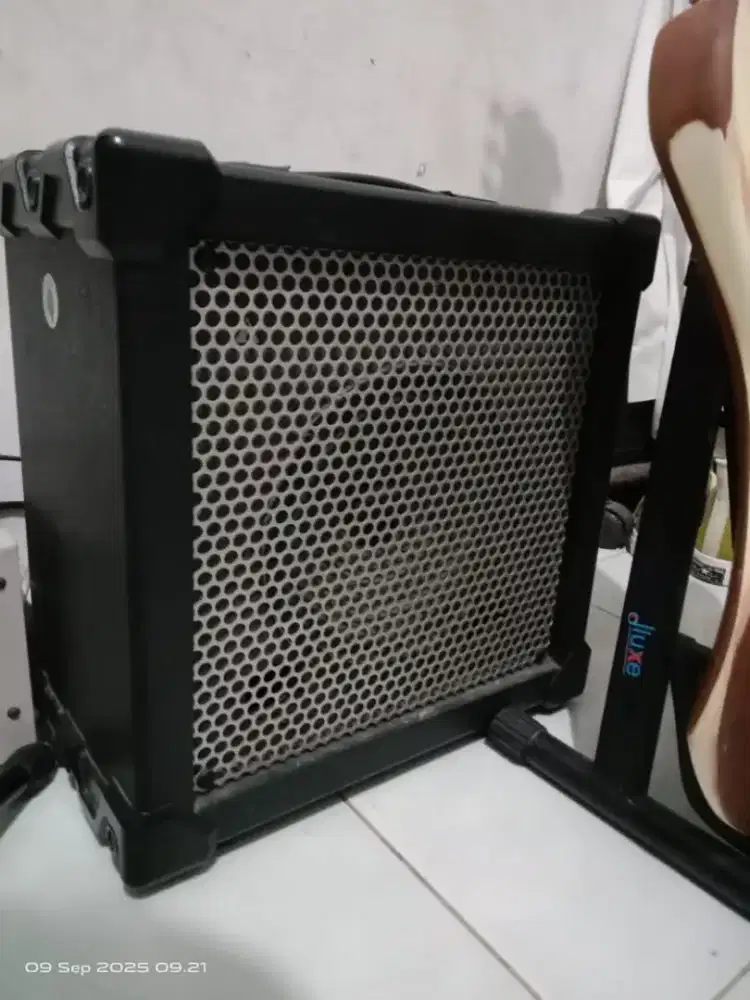 Amply gitar Rolland cube xl30