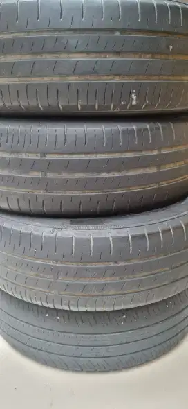 Dunlop sp touring 185 65 15 nik 22