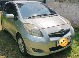 Jual Yaris Bapao E Matic 2010 Silver