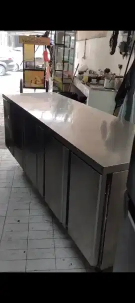 Dijual under counter ciller 4 pintu