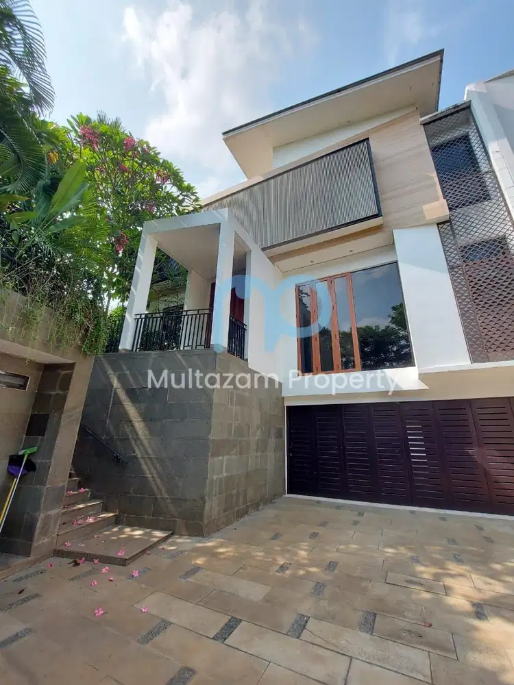 Rumah Mewah Strategis Di Kawasan Kuningan Jakarta Selatan