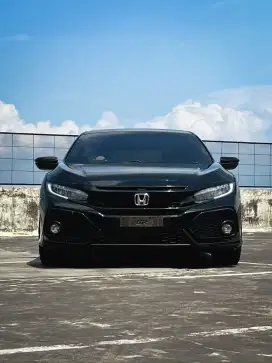 Honda Civic Turbo Hatchback '18 Type E CVT – KM 69rb, Nett Rp 359,75jt