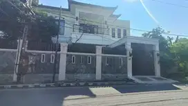 Rumah Gress hook di Jln Utama Manyar Rejo dekat MERR, Kampus Untag