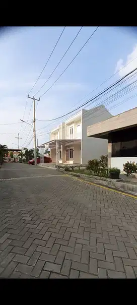 Dijual rumah ready Lt.89 ada lebih tanah di belakang