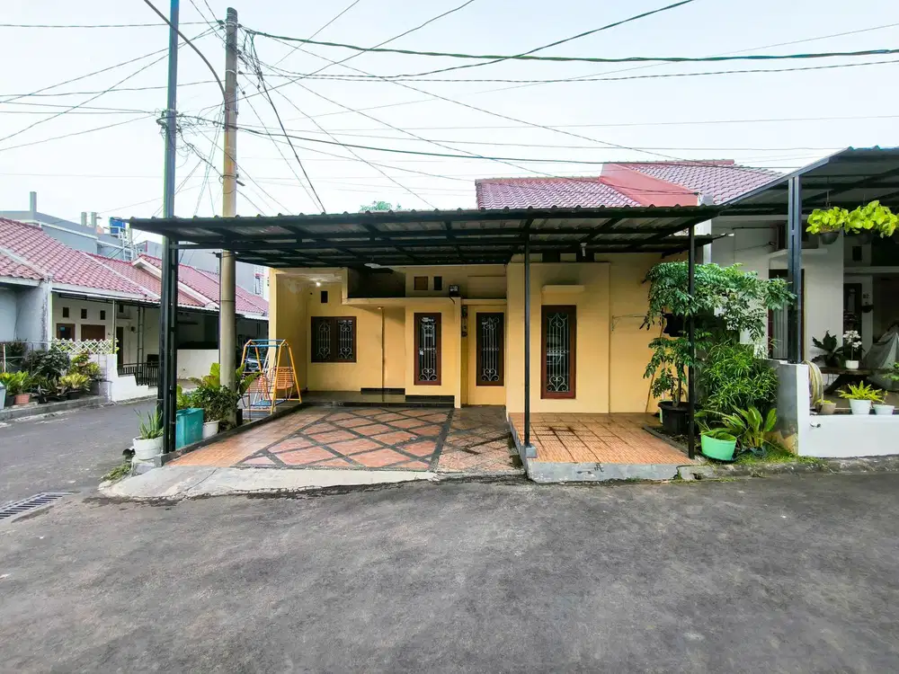 Rumah Hook 3 KT 10 Menit ke CBD Ciledug Family Mall Siap KPR J-24115