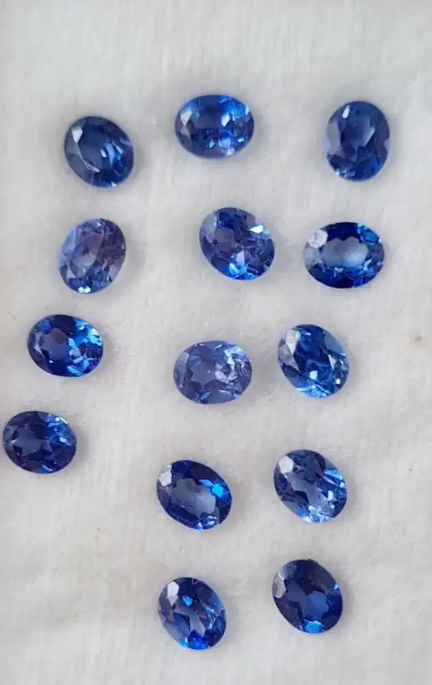 Safir Biru Oval Cut 14 Pcs – Warna Indah