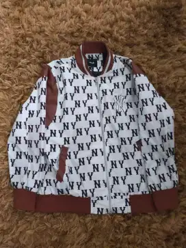 Jual jaket lagi bu