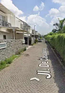 De Casa Menganti dkt Citraland Babatan Wiyung Citraland Pakuwon Darmo