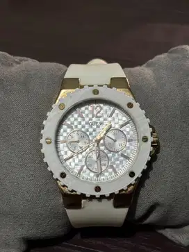 Jam Tangan Guess W 1061422 White