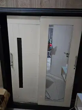Dijual Lemari 2 pintu bekas layak pakai