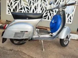 Vespa 1976 Sprint 150 V