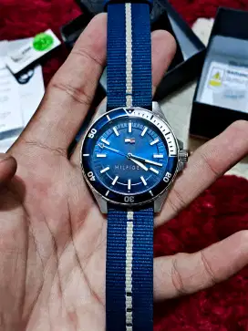 Jam tangan mewah TOMMY HILFIGER