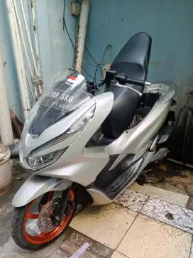 Honda PCX tipe ABS