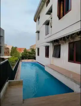KOST SIWALANKERTO 4 LANTAI STRATEGIS, HOOK