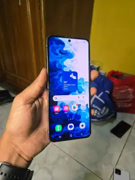 Samsung Z Flip 4 5G 8/128 sein