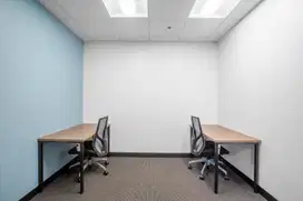Ruang kantor pribadi berlayanan lengkap untuk Anda dan tim di HQ Centerum Arcade