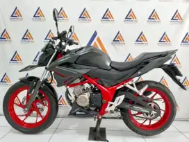 DP 900 RB CB 150 R STREET FIRE SE TH 2020 VERY LOW KM 1K / CASH / TT