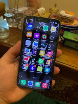 Dijual 2 hp, iphone 13 pro 256 wifi only & vivo y17