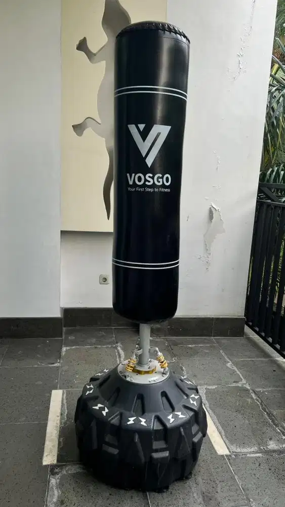 Standing Punching Bag VOSGO - Kondisi Bagus
