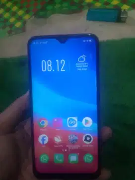 Oppo a5s ,ram 3/32 ,minus pemakaian cewek selebihnya aman.