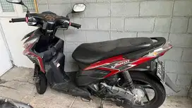 Honda Vario Techno 110 Karbu 2010 - warna merah