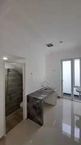 RUMAH BARU SIAP HUNI 2 LANTAI SUNTER