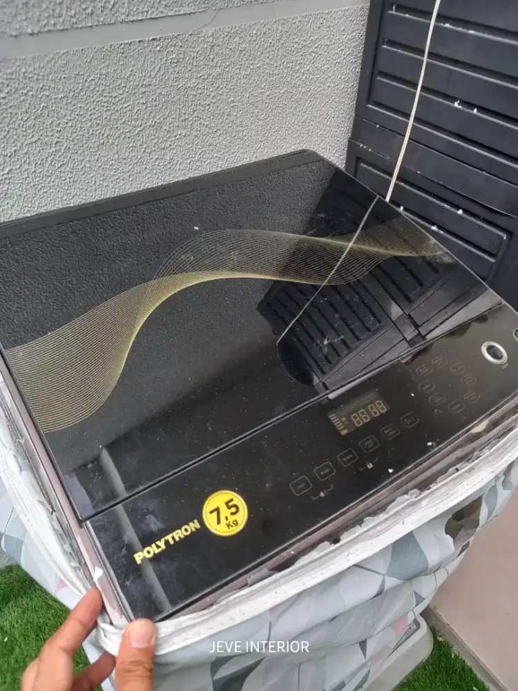 Mesin cuci polytron touchscreen