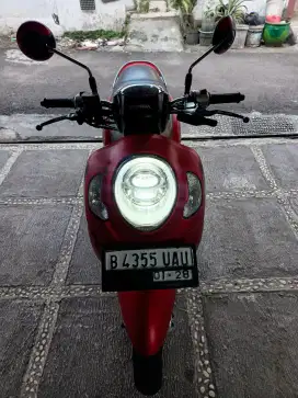 Scoopy stylish keyless
