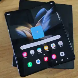 z fold 4 minus lcd luar garis sma layar engselnya ga lurus