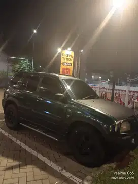 Suzuki Escudo 2001 Bensin