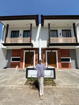 VILLA PLUS KEUNTUNGAN STRATEGIS DEKAT ALUN ALUN KOTA BATU