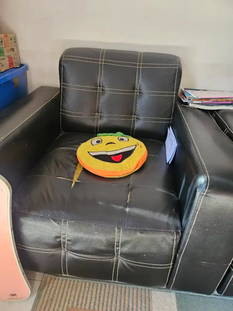 Dijual sofa Informa 3 set