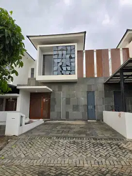 Best Deal Rumah Royal Residence Depan Danau 2 Lantai