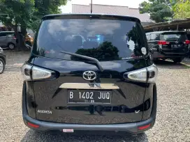 TOYOTA SIENTA V 2016