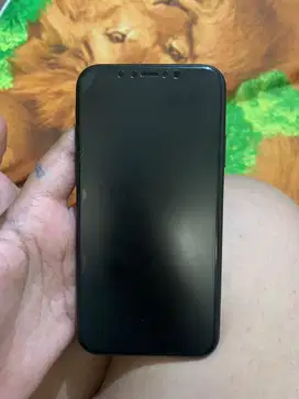Iphone XR 128 black. di jual cepat.
