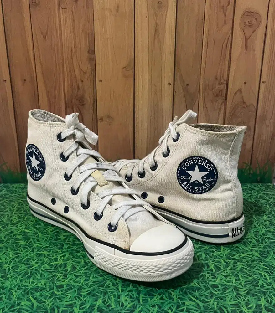 Sepatu converse ct hi