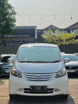 Honda Freed E PSD Elektrik Door Digital AC 2011 Automatic