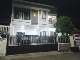 Jual Cepat Rumah 2 Lt Furnish Nyaman Duta Indah Pondok Gede Bekasi