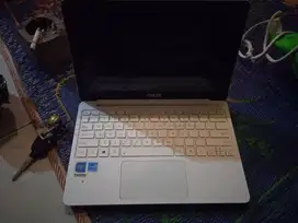 LAPTOP NOTEBOOK ASUS