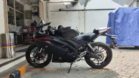 Dijual Yamaha R15 V3 2017