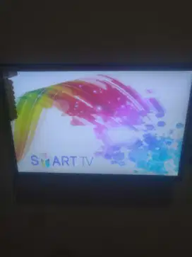 Tv smart android LED Hub Q66F 24 inch