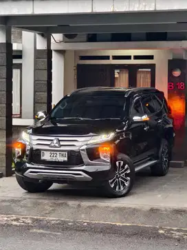 Mitsubishi Pajero Sport Dakkar 2023 (km 21rb) setangan baru