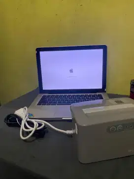 dijual macbook pro 2012