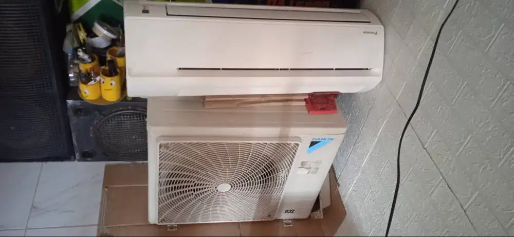 Jual AC Daikin 1,5 PK