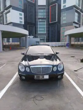 Mercedes Benz E230 7G Tronic Tahun 2009