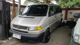 Dijual VW CARAVELE ex ktt 1998 original