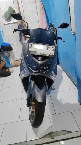 Nmax 2018 abu-abu