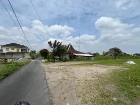 Tanah di Jl Kaliurang KM 8 Dekat UGM dan HYATT View Sawah