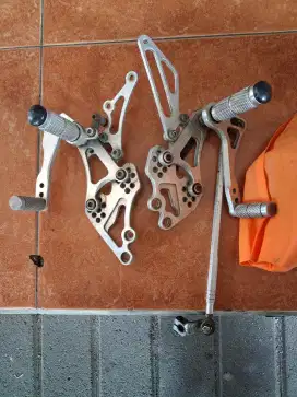 Step underbone depan belakang