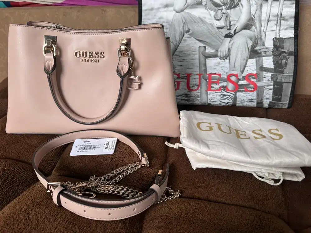 Preloved Tas Guess Ori
